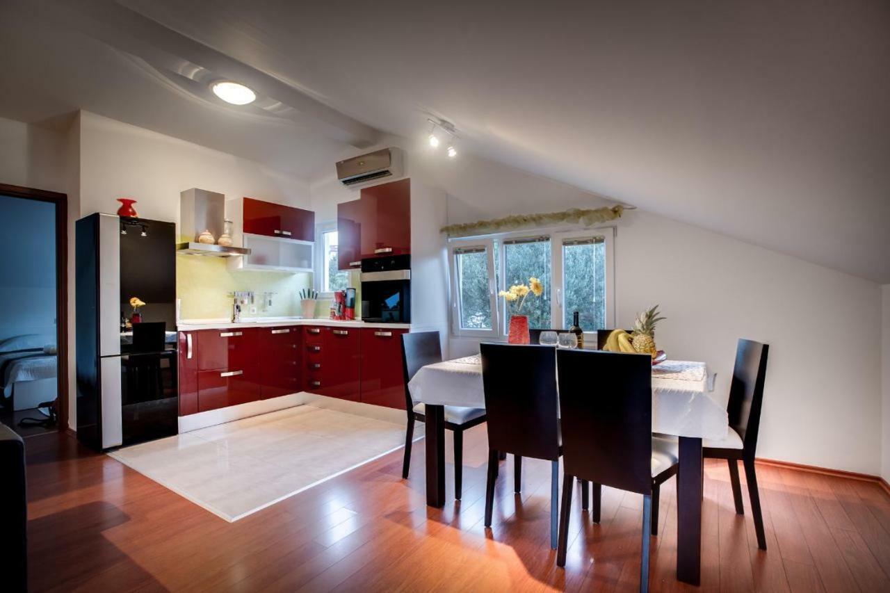 Apartman Nane Banjol Exterior photo