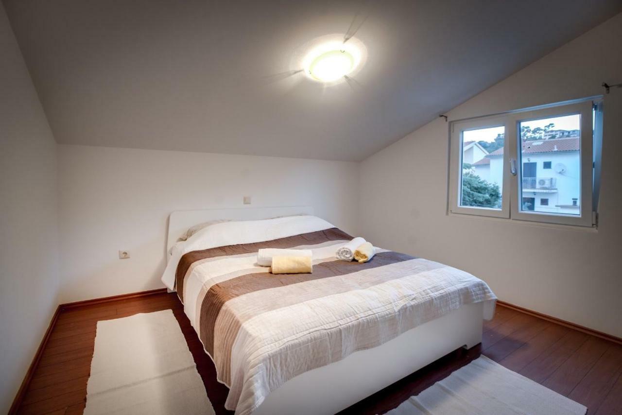Apartman Nane Banjol Exterior photo